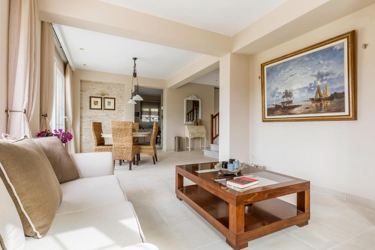 Revenio Villa *