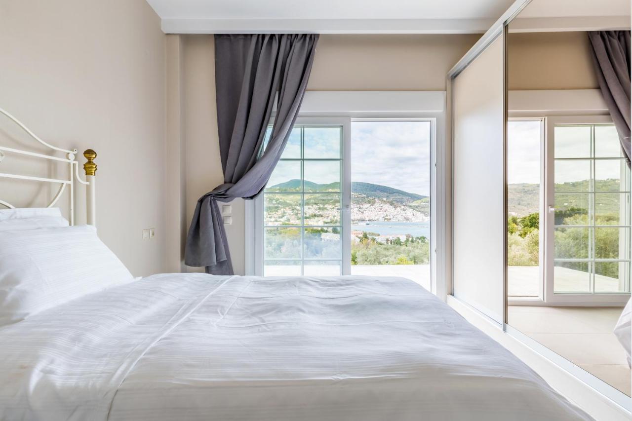 Revenio Villa *
